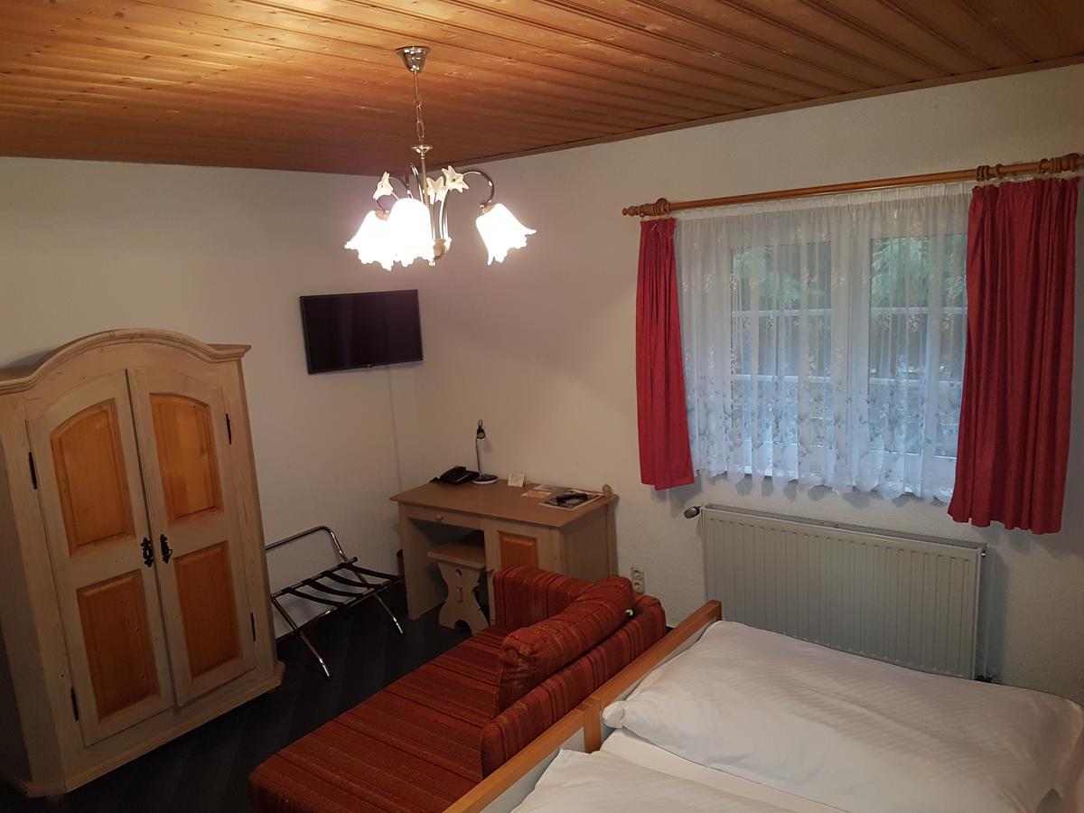 Land-Gut-Hotel Zur Lochmuehle Penig Экстерьер фото